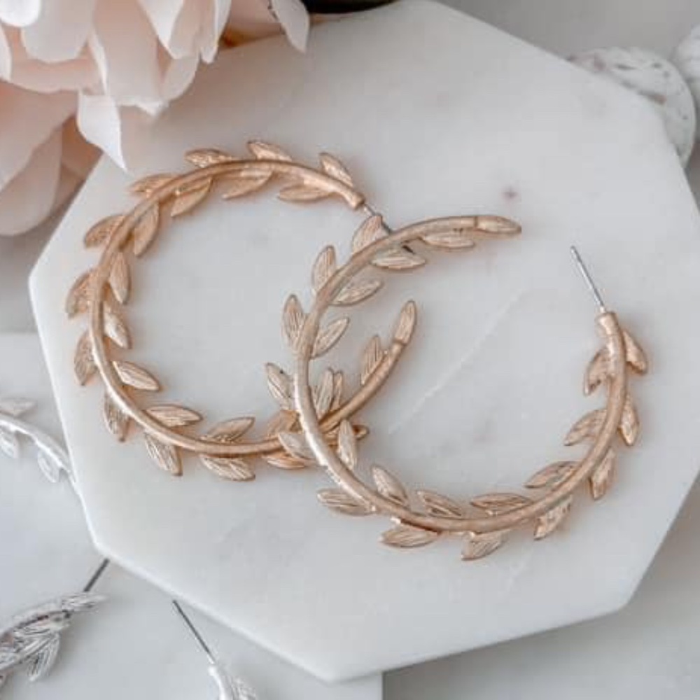 Park Lane Goddess Earrings NWT  Gold